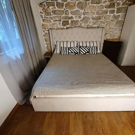 Comfortable Stone House 4 Persons Porec, 4km Musalez