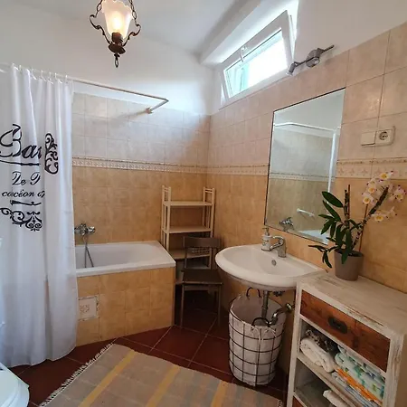 Comfortable Stone House 4 Persons Porec, 4km Mušalež