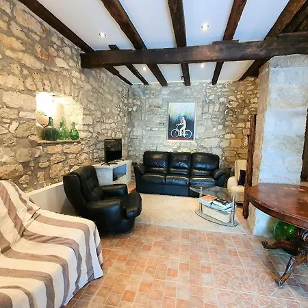 Apartman Comfortable Stone House 4 Persons Porec, 4km